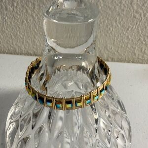 Twisted Wire Design Bracelet